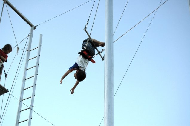 TomO on the trapeze
